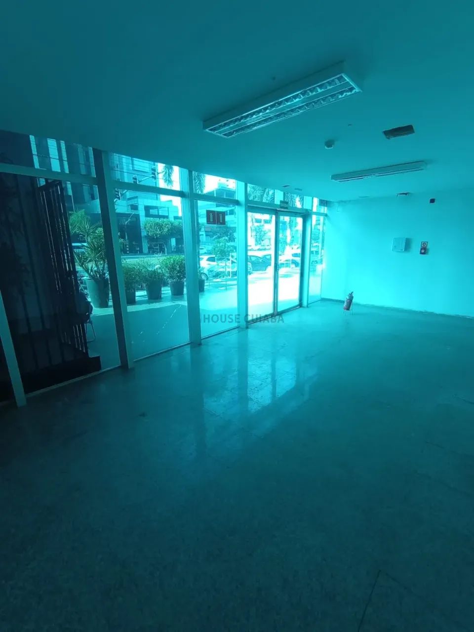 Alugo Sala Comercial na Av do CPA - Foto 3