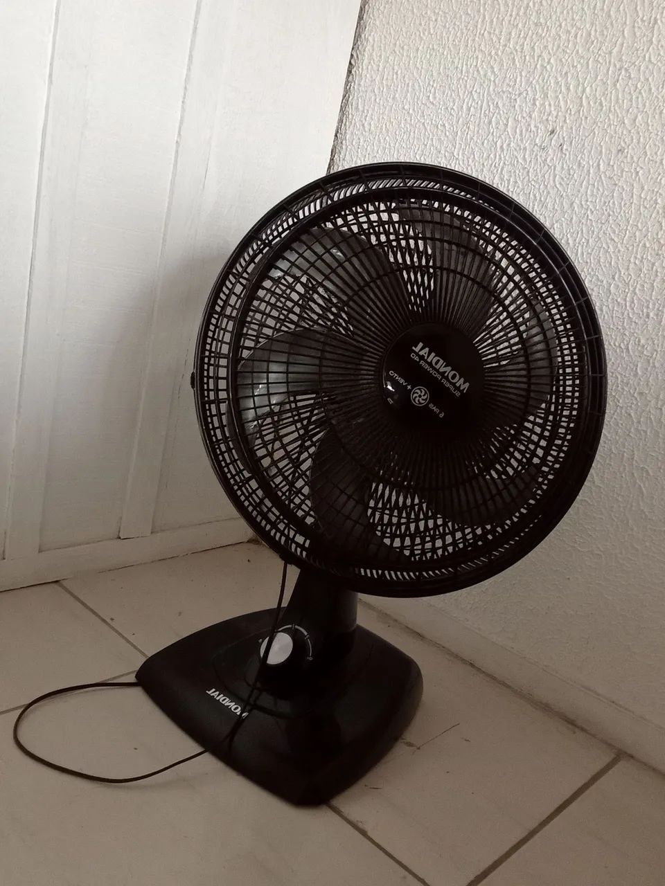 Ventilador MONDIAL funcionando perfeitamente 