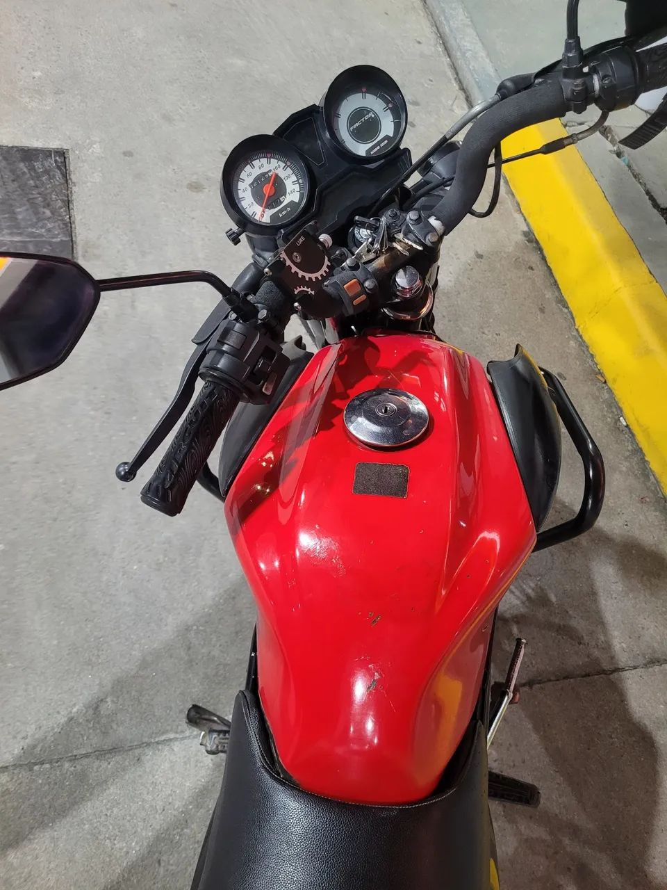 YBR FACTOR 125 - Foto 5