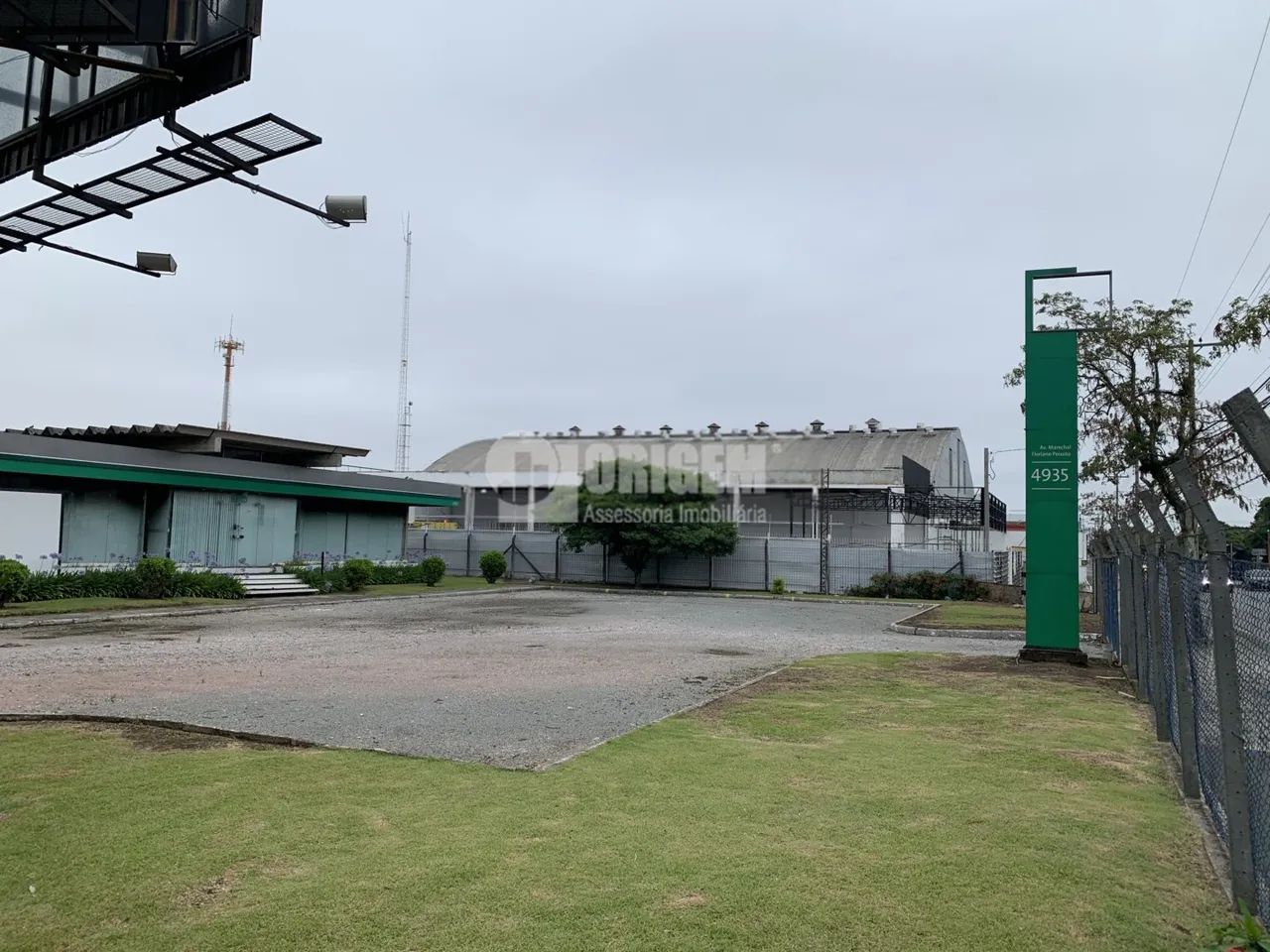 3.560m2 de terreno e 728,00m2 de área construída. - Foto 15