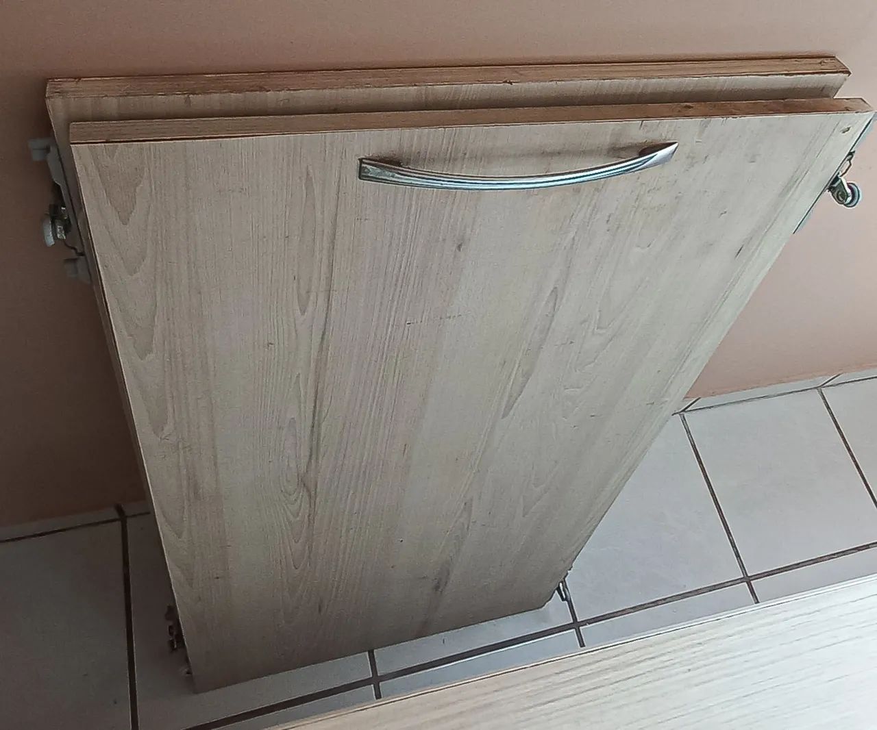 Balcão/Expositor Multiuso em MDF com 2 Portas de Correr