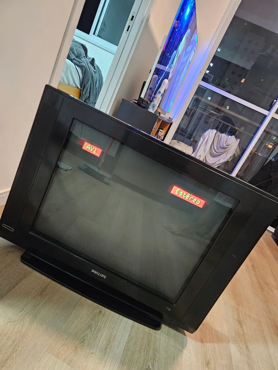 TV de tubo da Philips Ultra Slim - CRT - Funcionando menos de 29 polegadas - Foto 2