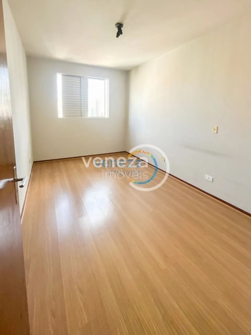 Apartamento à venda no Edifício Castello Forte, Centro de Londrina - Foto 5