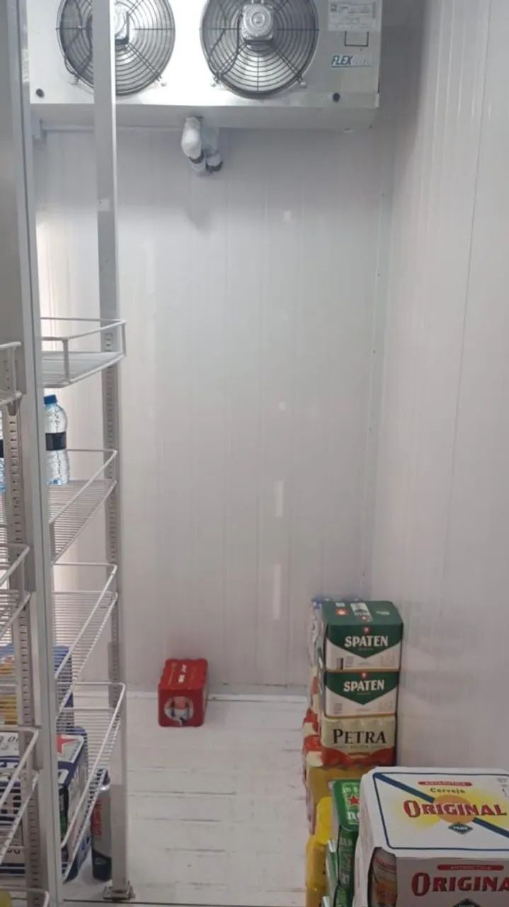 Distribuidora de bebidas com câmera fria e estoque  - Foto 4