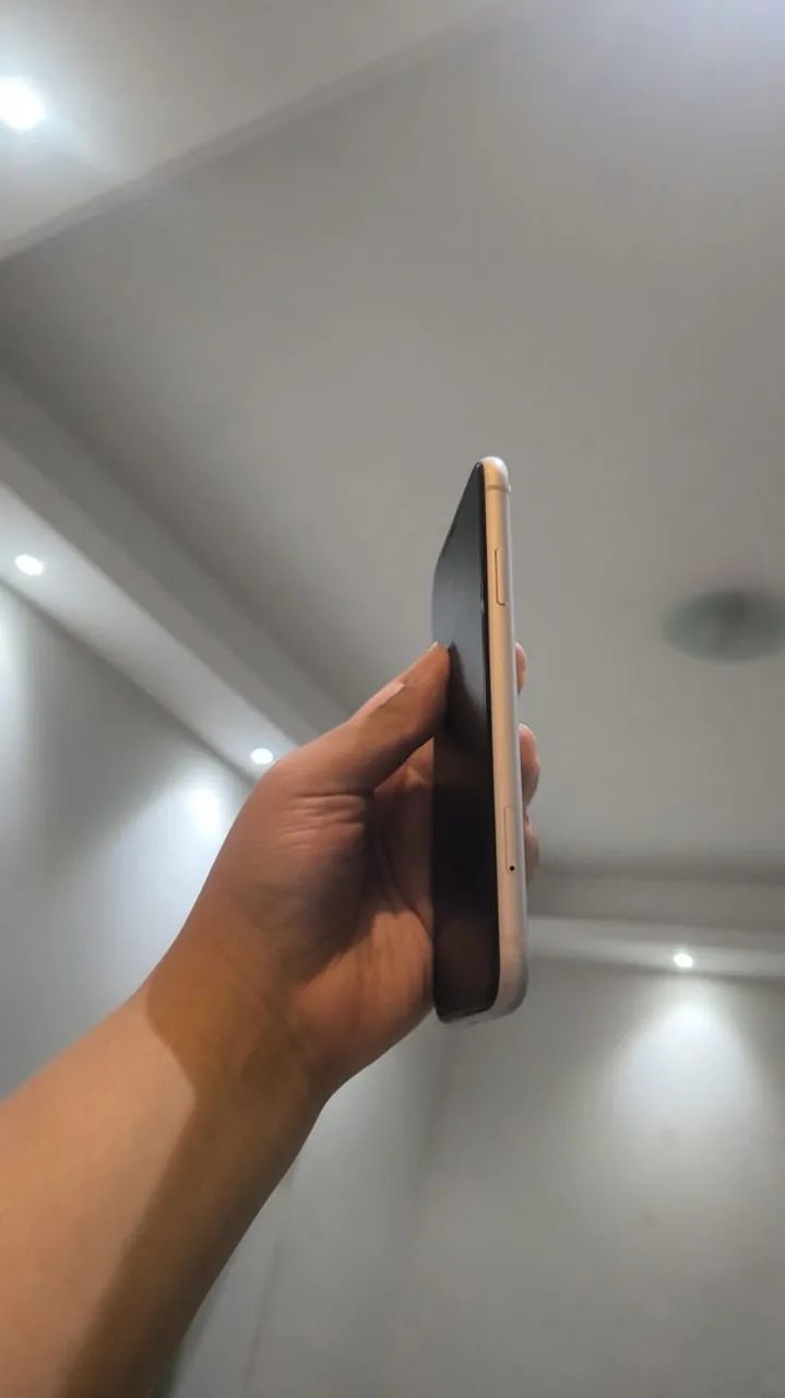 iPhone XR 64 GB - Foto 2