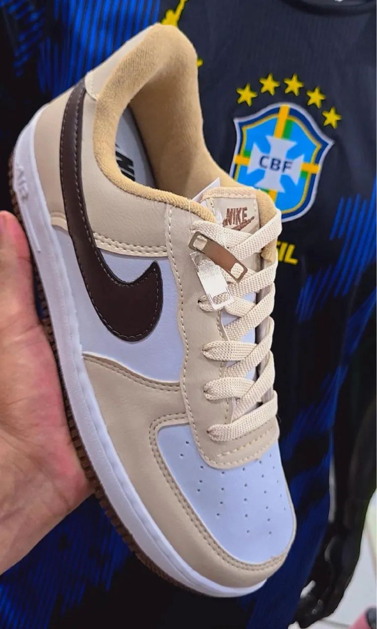 Esportivos Calçados - force air Tênis トラッフー force air us 全長58センチ - Salvador Itapuã, ミニカー
