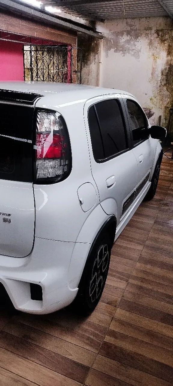 Fiat Uno Sporting 1.4 EVO Fire Flex 8V 4P 2015 - Foto 2