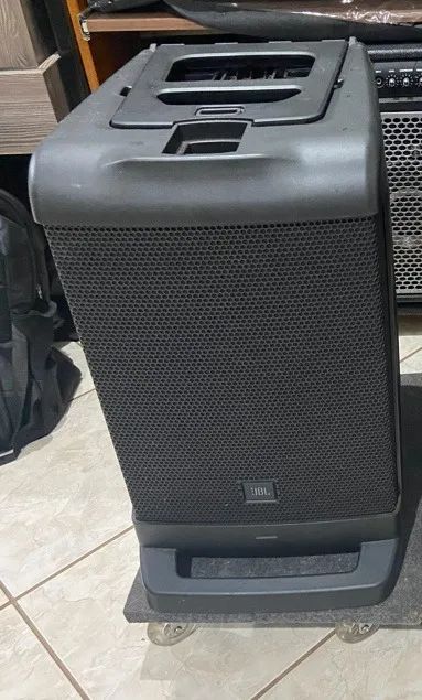 Par de Caixas Ativa Line Array Portátil JBL EON ONE Com Bag Customizado para Transporte. - Foto 3