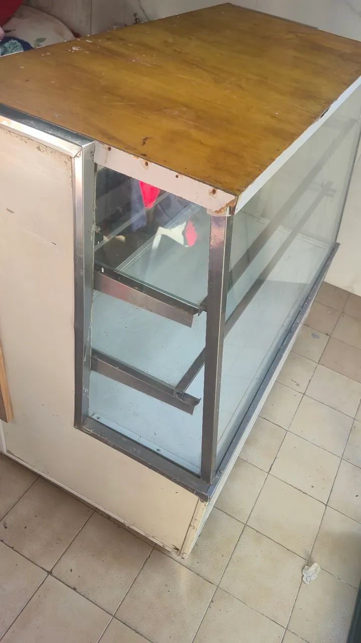 Balcao expositor de vidro com 2 prateleiras de vidro - Foto 3