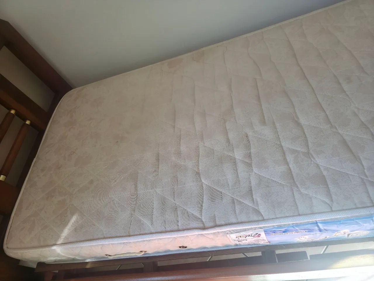 Cama de Solteiro com Colchão Madeira Maciça Resinada  - Foto 5