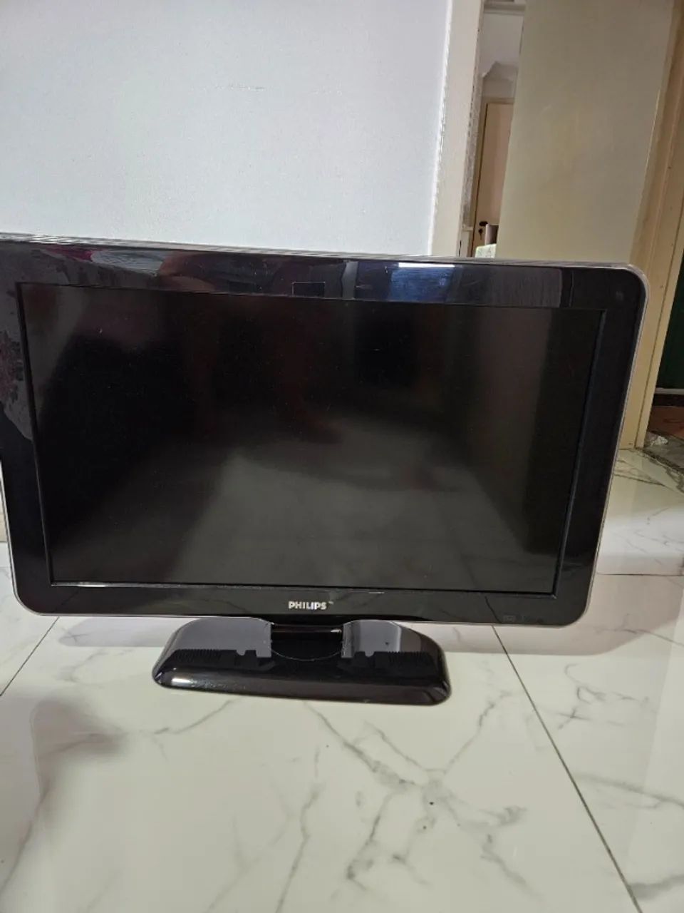 TV Philips 32 polegadas com painel LCD. Linda imagem