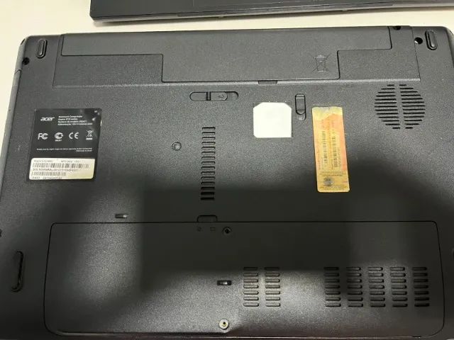 Vendo Notebook Acer Aspire 5733 Core i3 - Foto 5