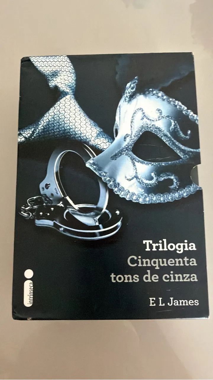 Trilogia Cinquenta tons de cinza  - Foto 2