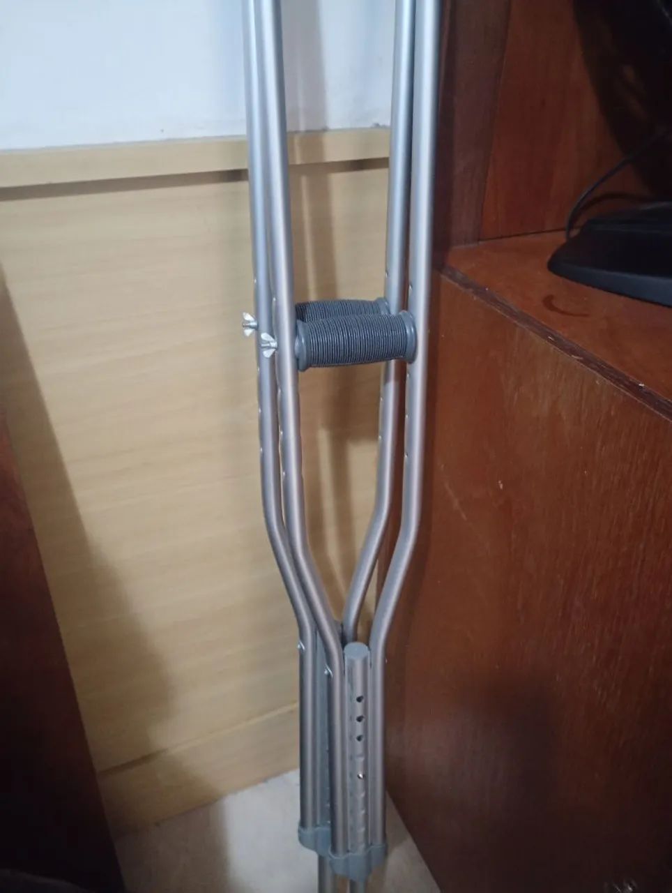 Par de muletas semi novas
