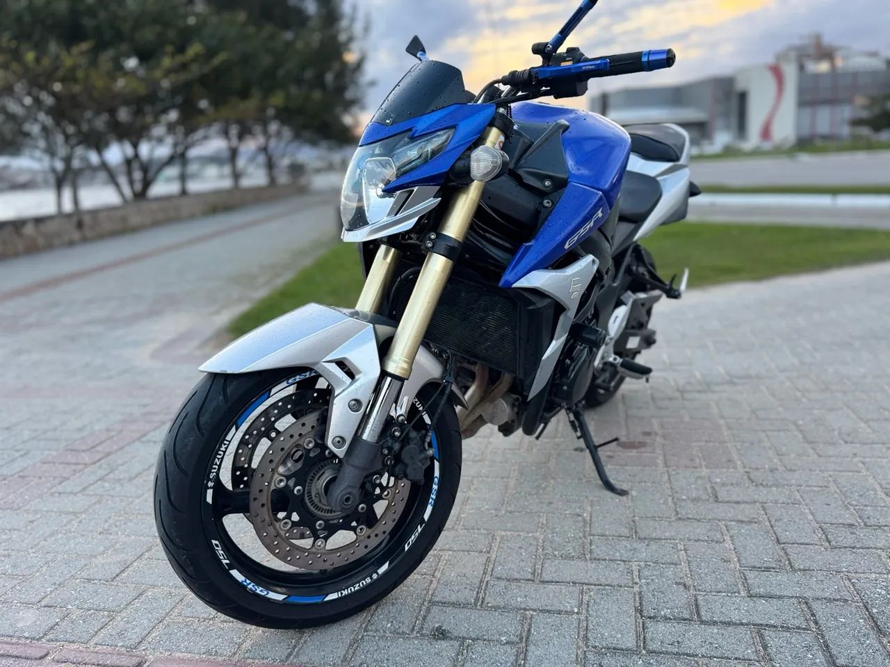 GSR 750 baixa km - Foto 3