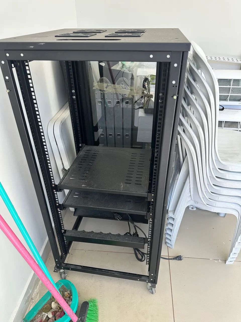 Rack de piso para servidor  - Foto 3