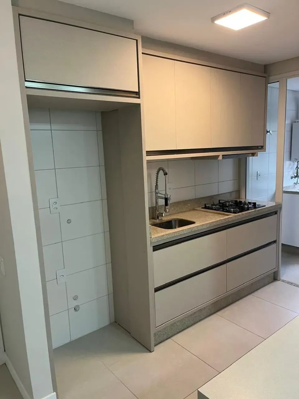 Apartamento de 2 dormitórios no Córrego Grande, em Florianópolis. - Foto 4