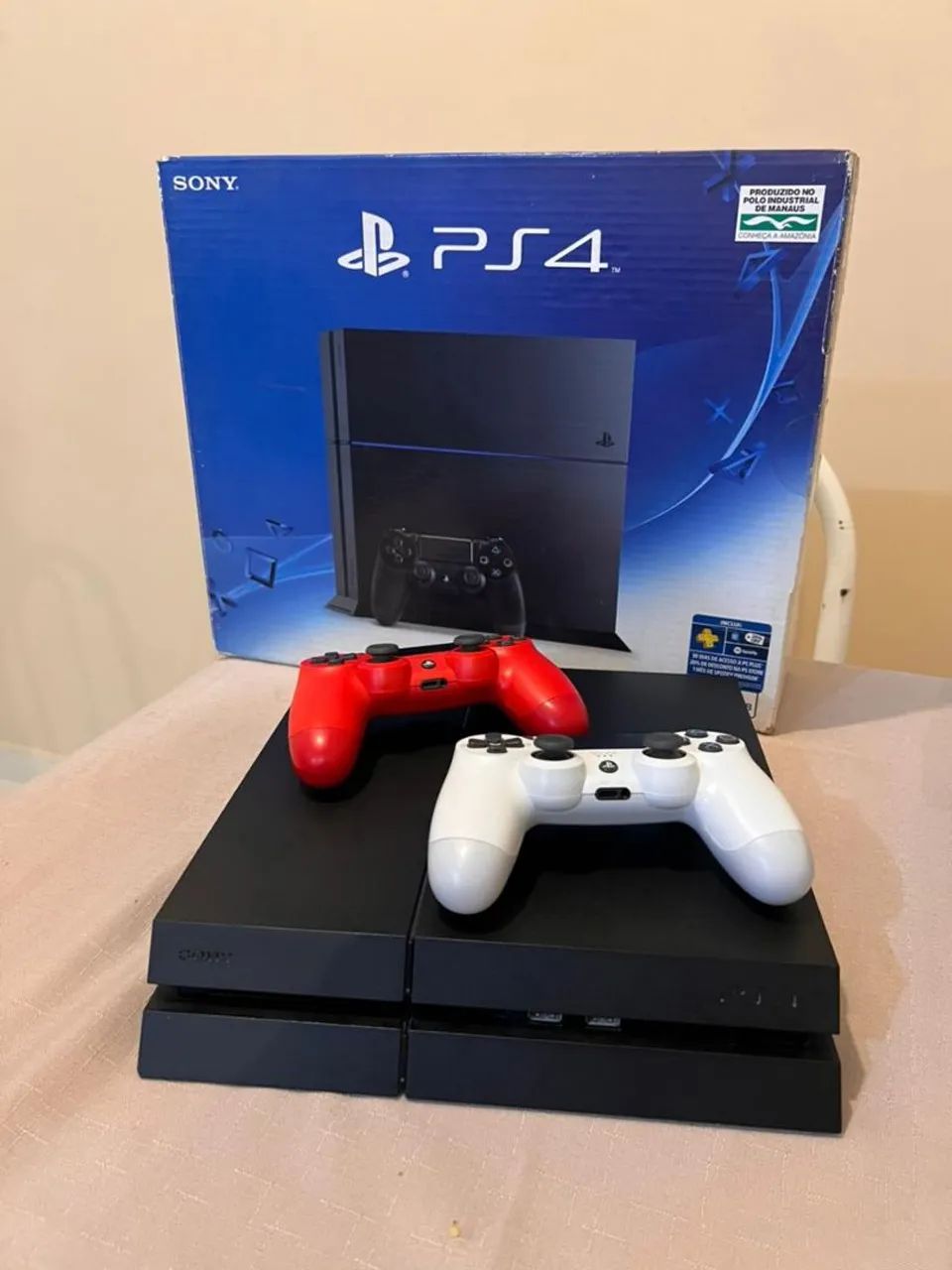 Playstation 4 PS4 + 2 controle + 7 jogos