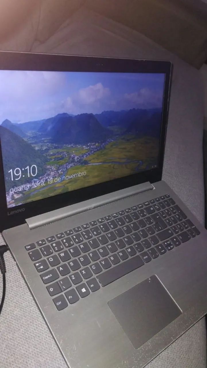 Notebook Lenovo Prata