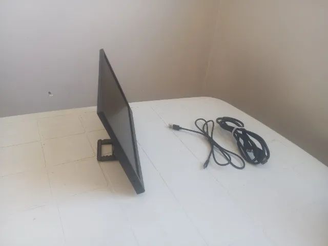 Monitor 11,6" em perfeito estado - Foto 3