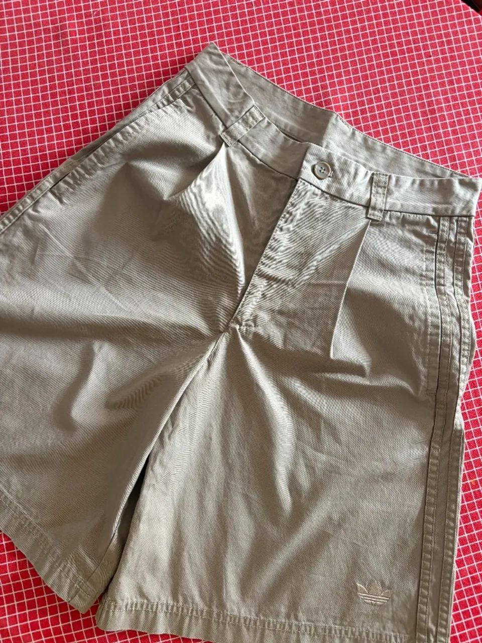 Bermuda Adidas Wide-Leg - Bege - Foto 4