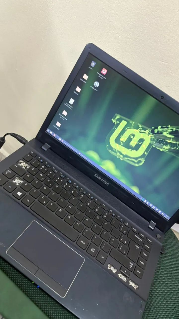 Notebook Samsung ATIV Book 4 - NP470R4E - Usado
