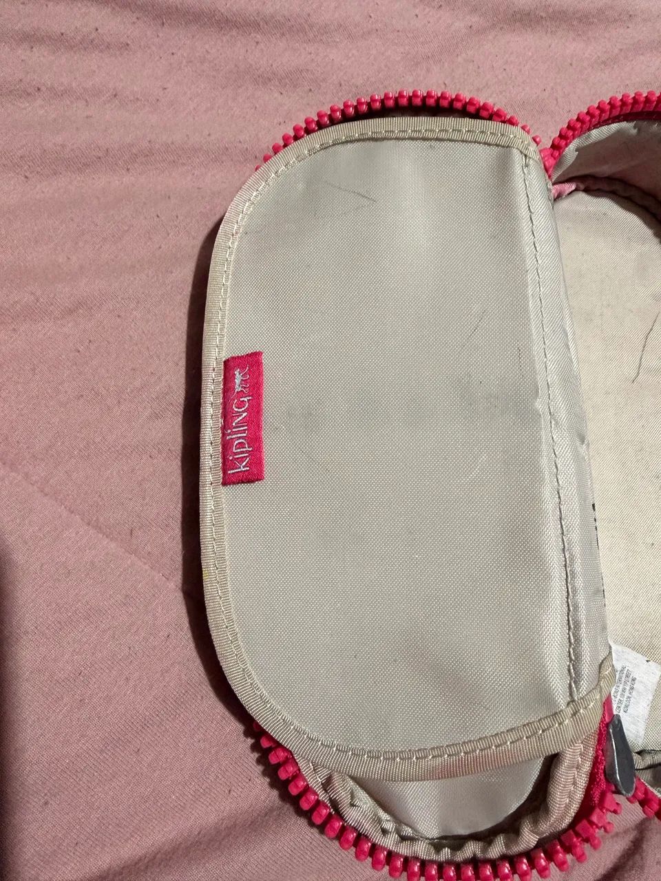 Estojo Kipling vermelho  - Foto 4