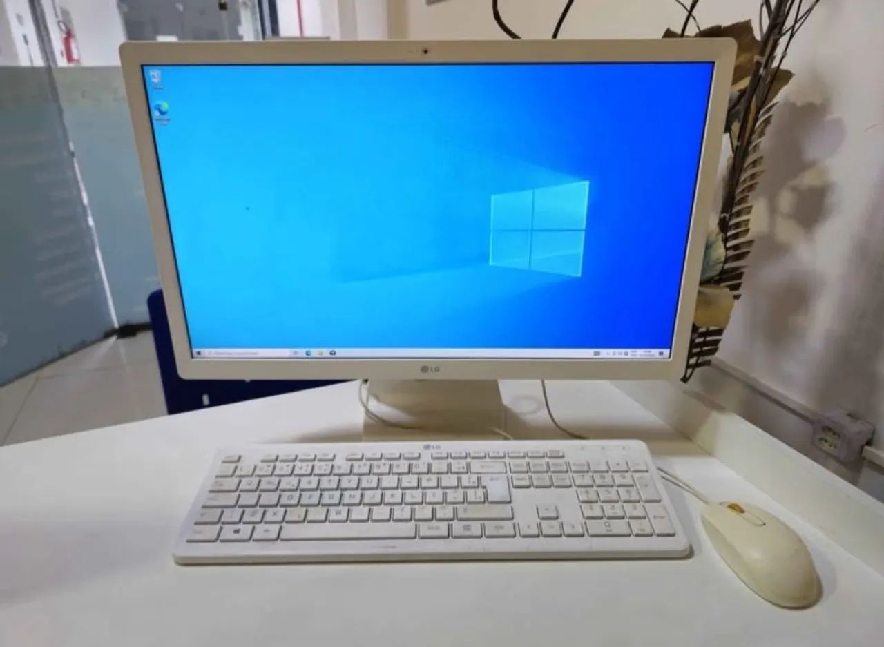 COMPUTADOR ALL IN ONE LG