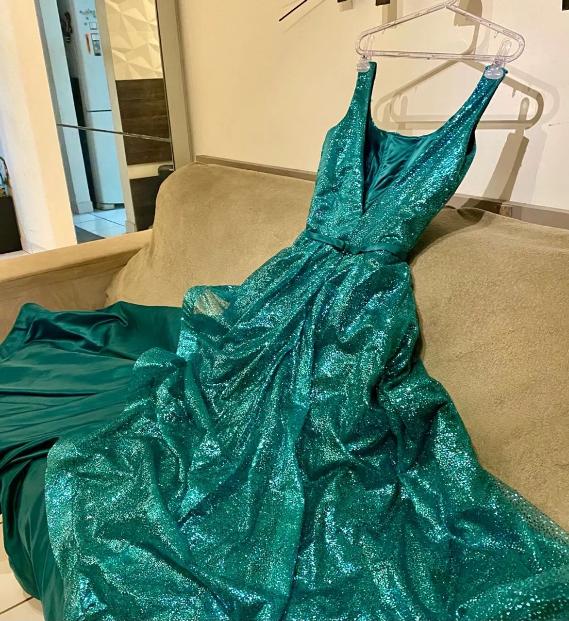 Vestido perfeito de FORMATURA VERDE - Foto 3
