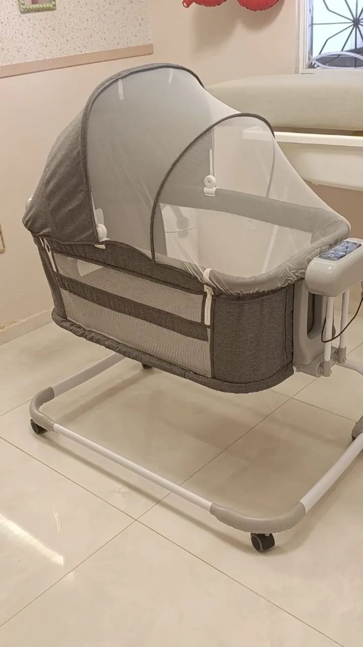 Berço automático novíssimo 
