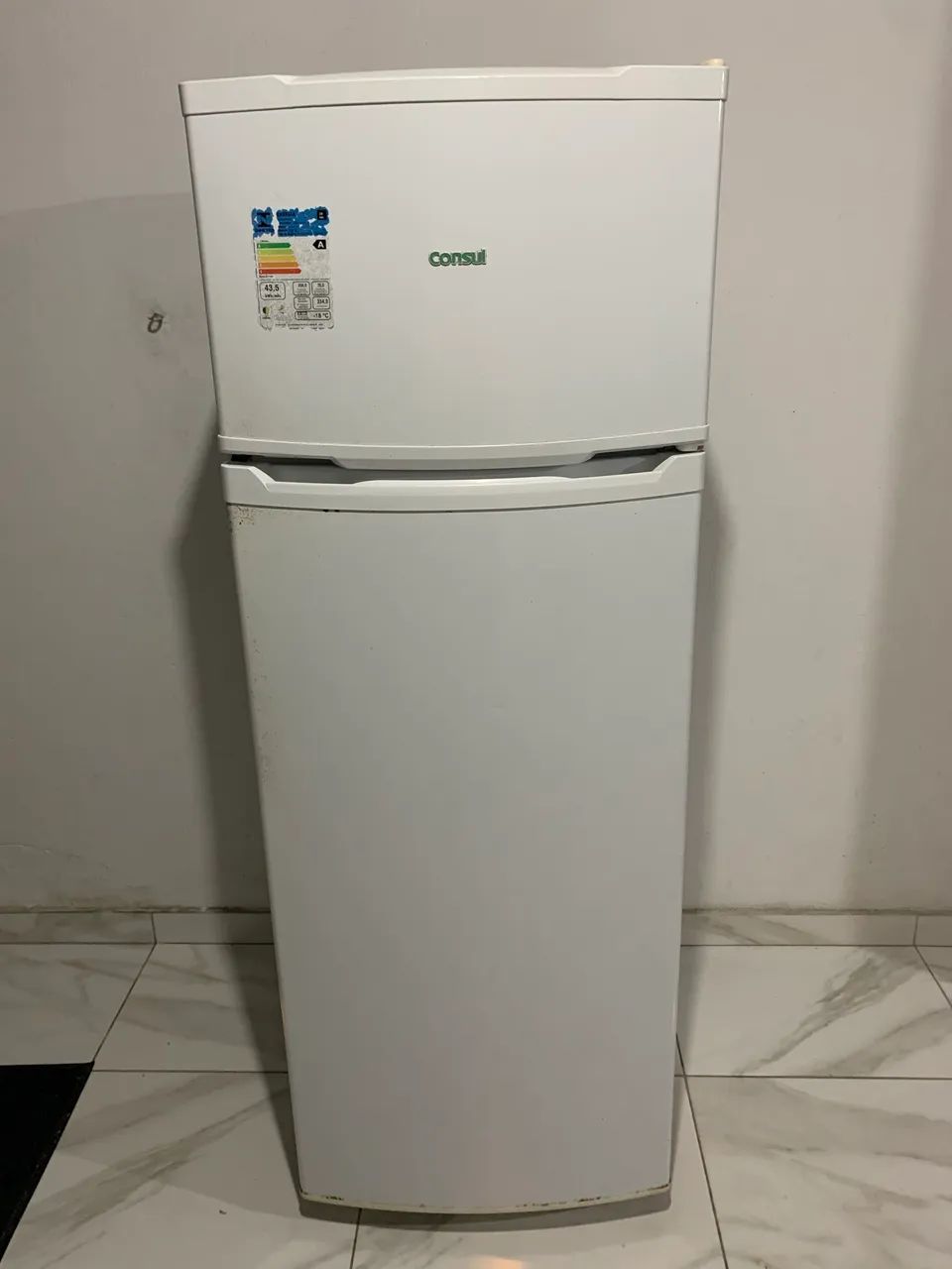 Vendo geladeira 
