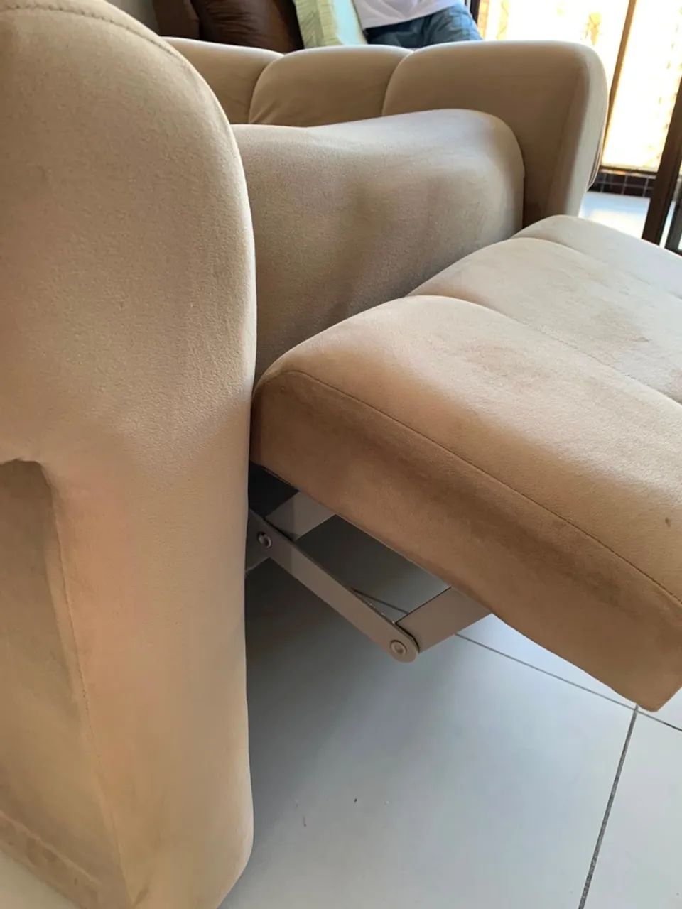 Poltrona Reclinável Suede Bege - Herval - Foto 5