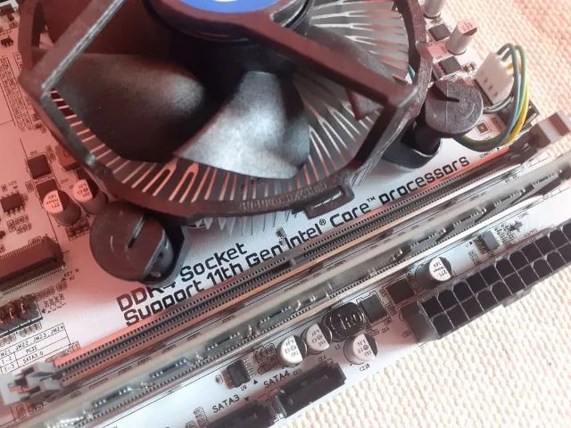 Kit Upgrade Intel Core i5 10400 + 8GB DDR4 - Foto 2