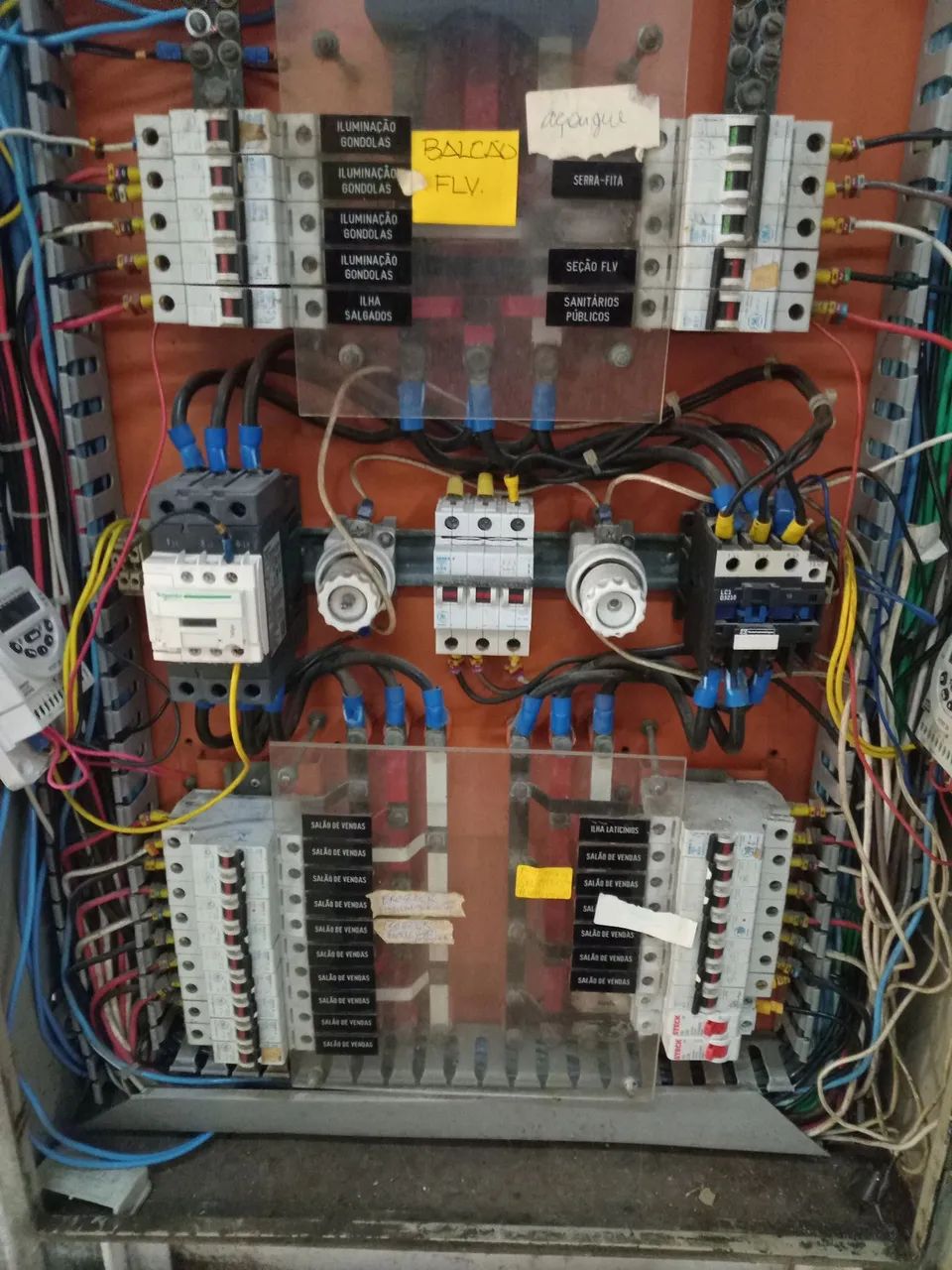 Eletricista de manutenção  - Foto 4