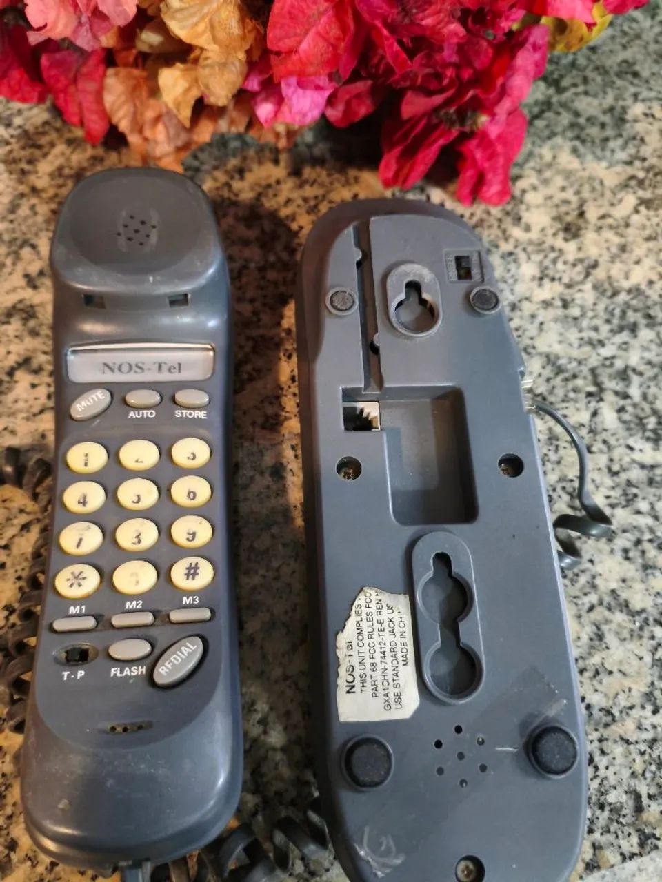 2 Telefones tipo gôndola ( CINZA CHUMBO da atual INTELBRAS + 1 BRANCO) - Foto 3