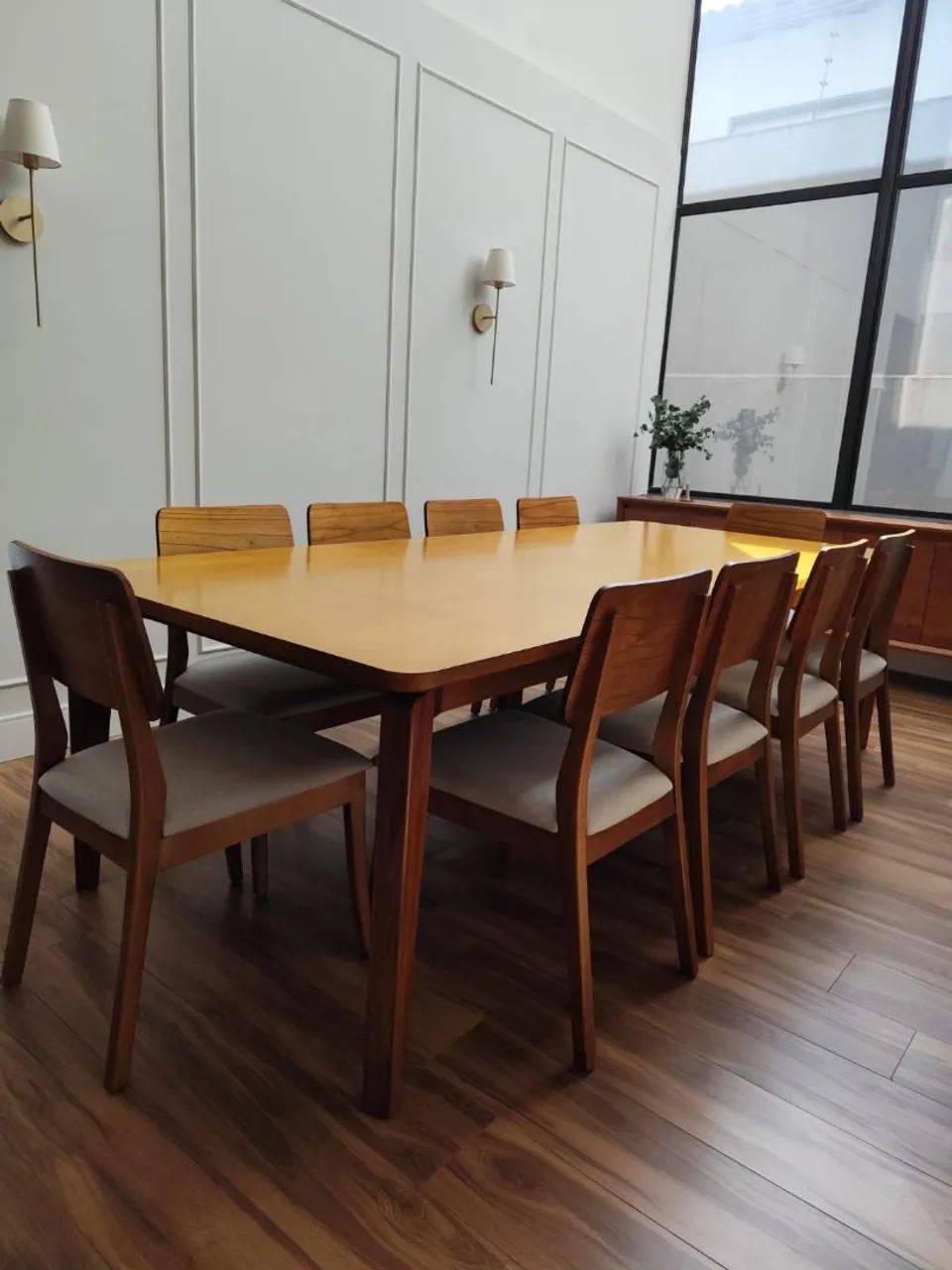 Mesa de Jantar 2,75m + 10 Cadeiras em Madeira - Excelente Estado
