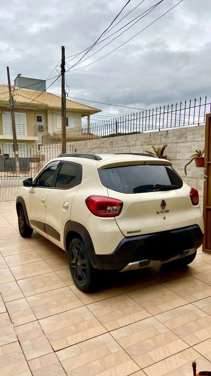 Renault Kwid Outsider 1.0 Flex 12V 5P Mec. 2020 - Foto 2