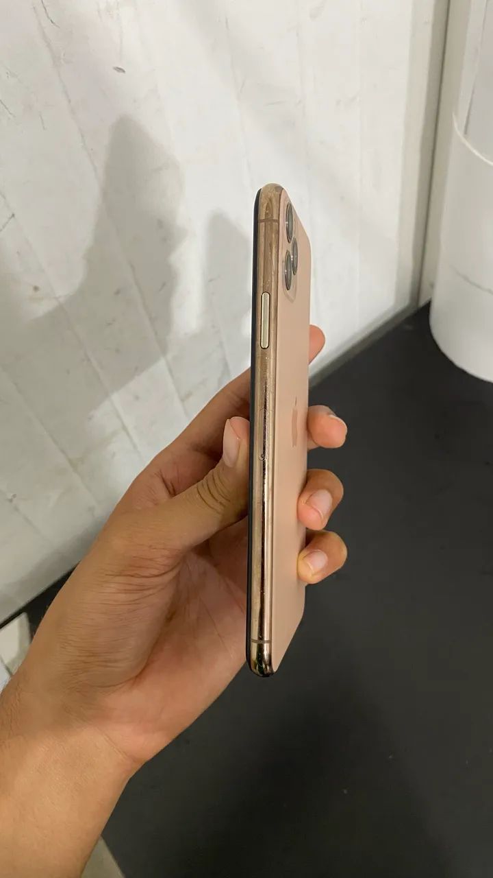 iPhone 11 Pro Max  - Foto 2