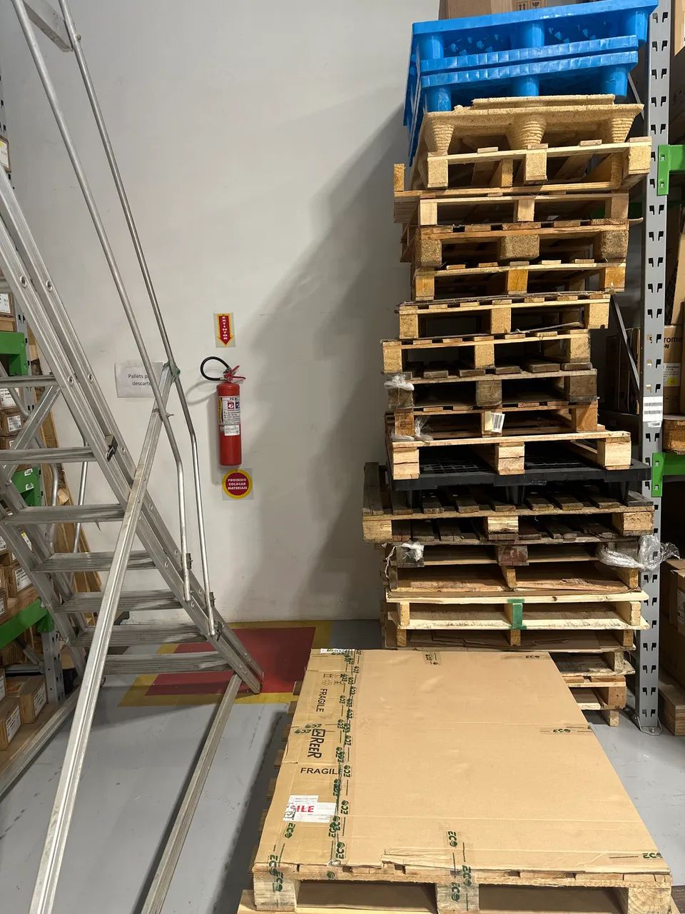 Doação de Pallets e Plástico 