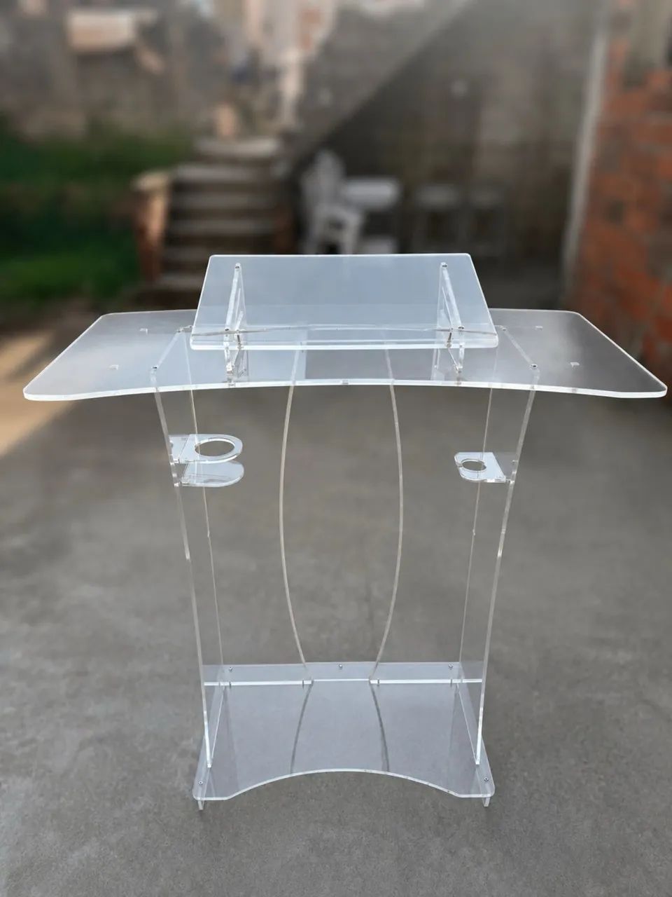 Púlpito de acrílico 