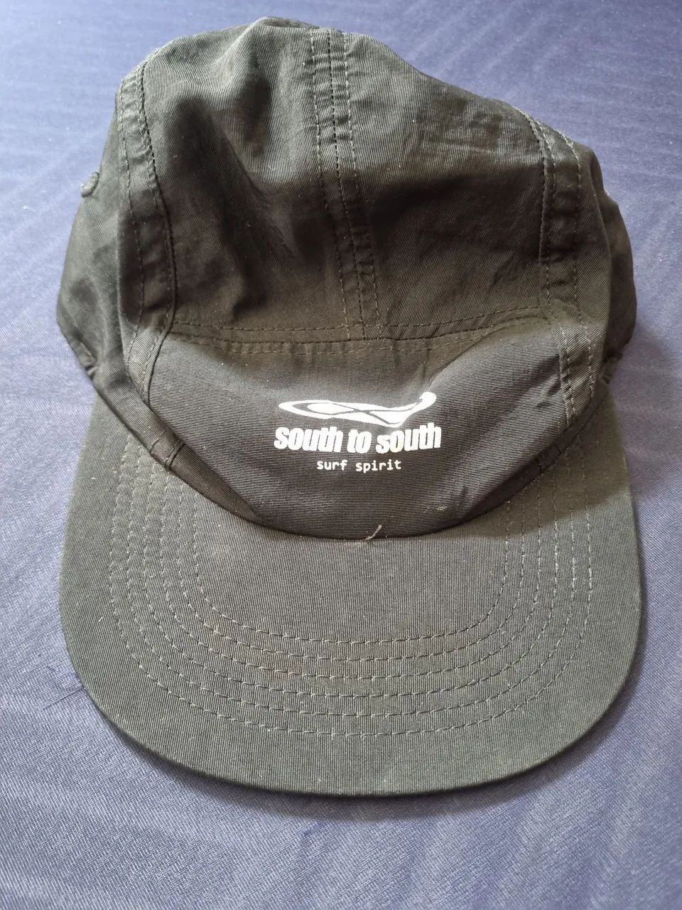 Boné South to south