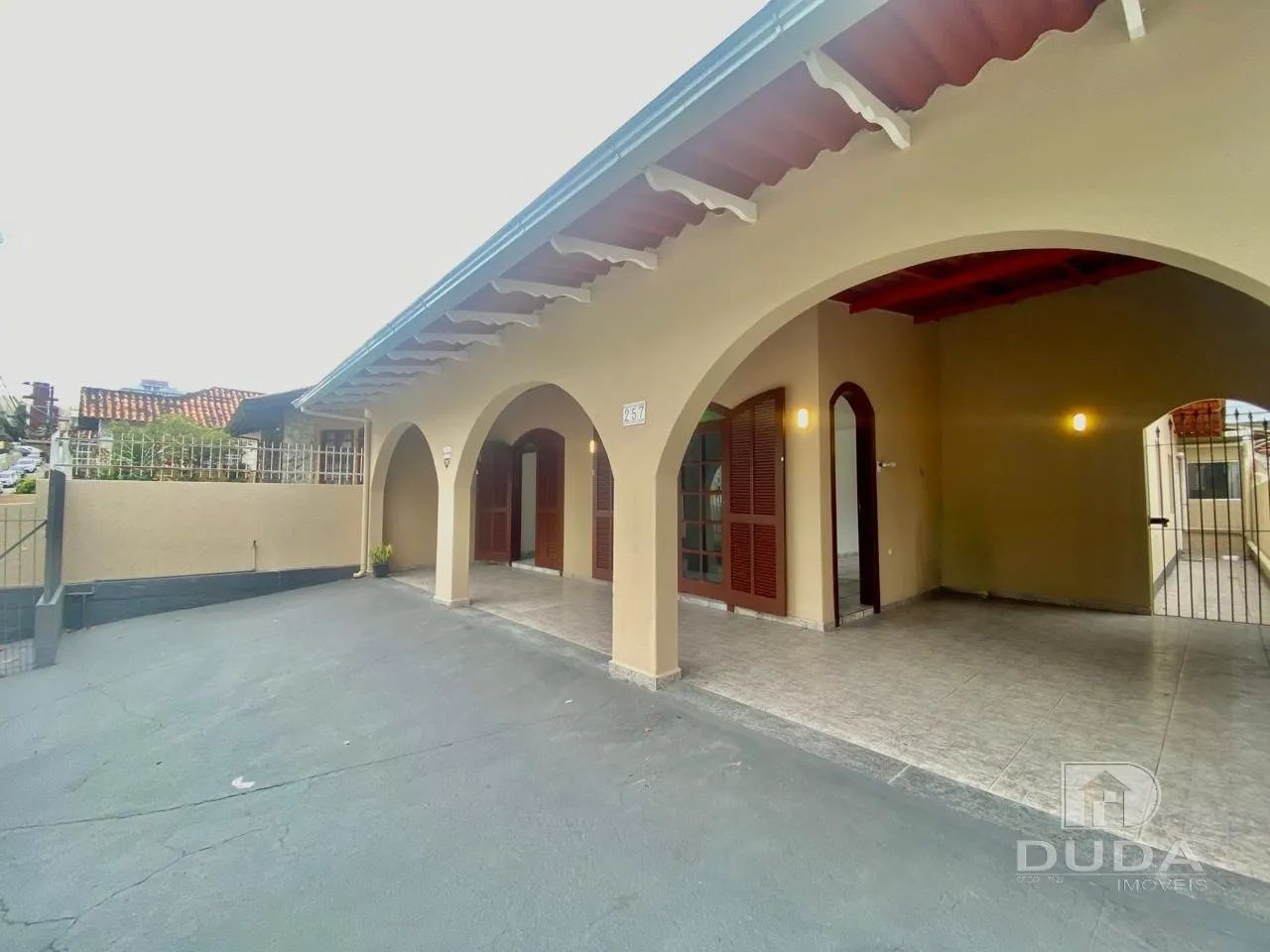 Casa para locação com 3 quartos na Trindade - Foto 3