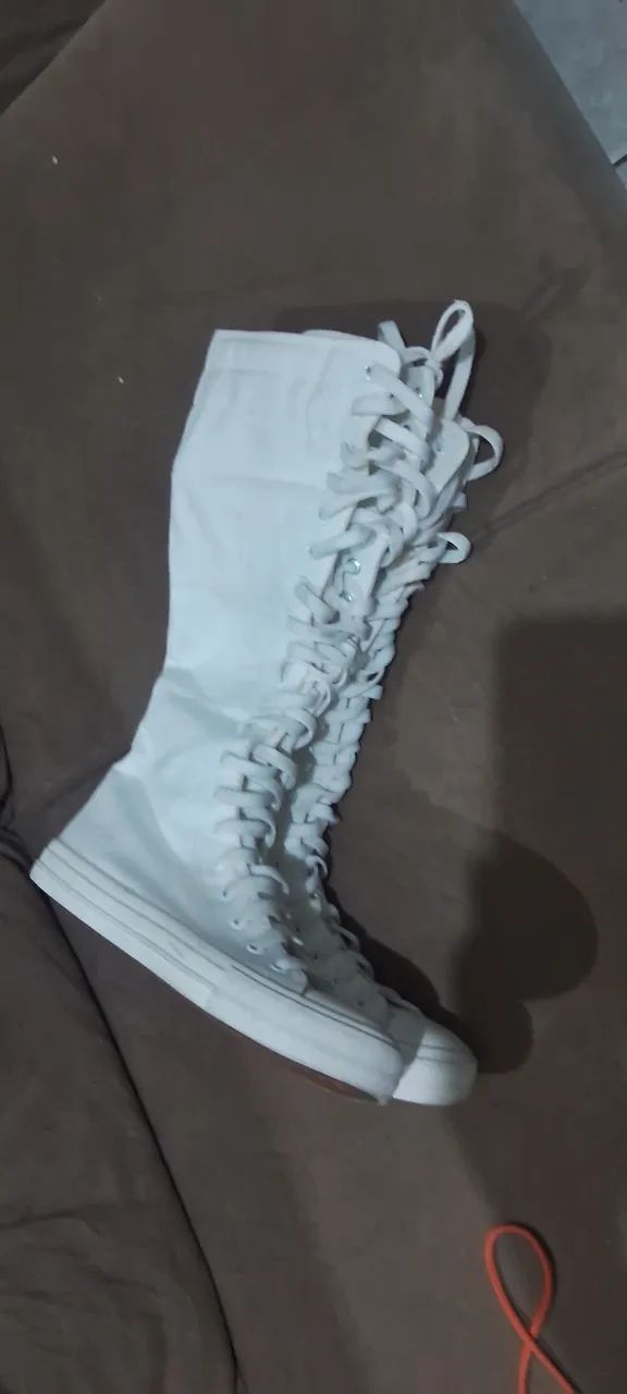 Tenis feminino cano alto