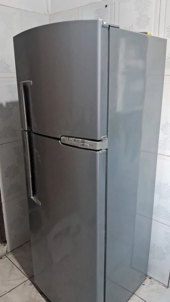 Plotagem e papel parede  - Foto 2