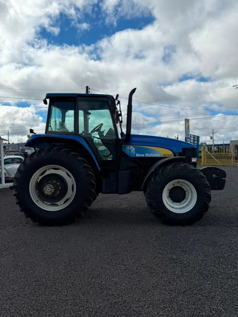 TRATOR NEW HOLAND 7010 - Foto 3