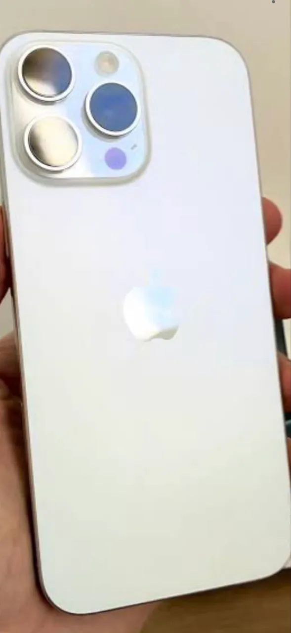 iPhone 16 pro Max branco 7 meses de uso