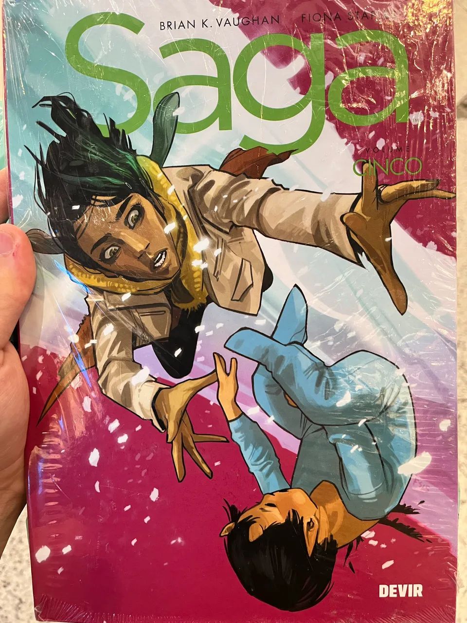 Saga volume 5 - lacrado 
