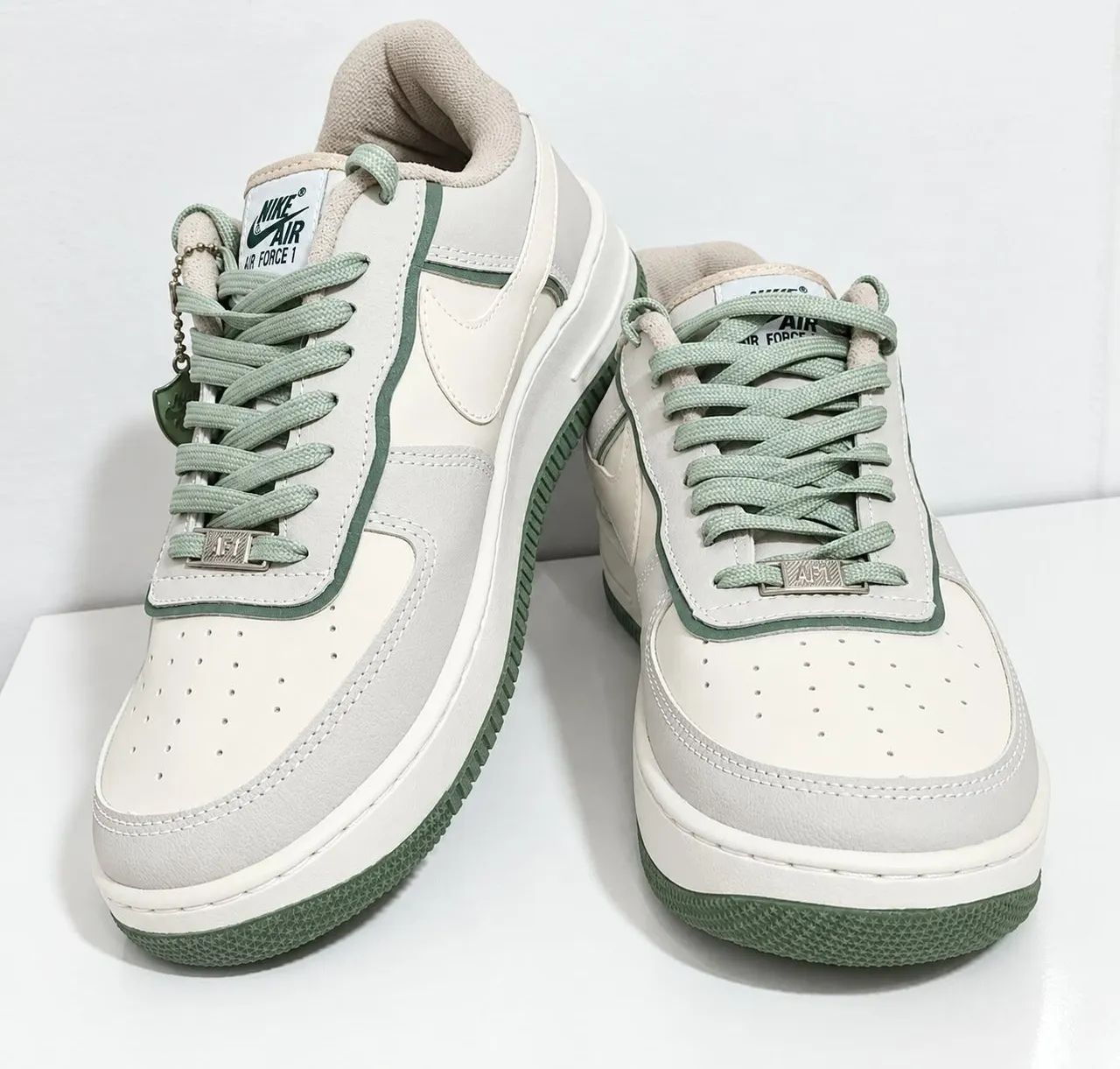 Tênis Nike Air force low