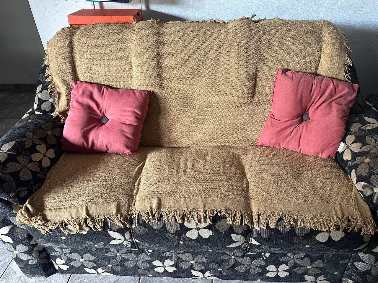sofá 2 e 3 lugares florado - Foto 4