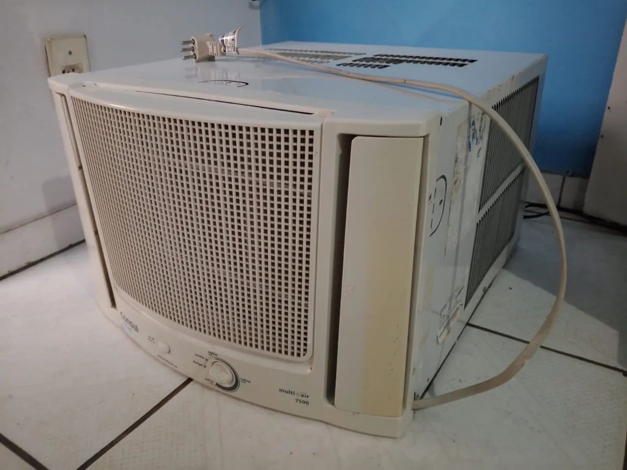 Ar Condicionado Janela 7500 BTUs Consul Frio 220V
